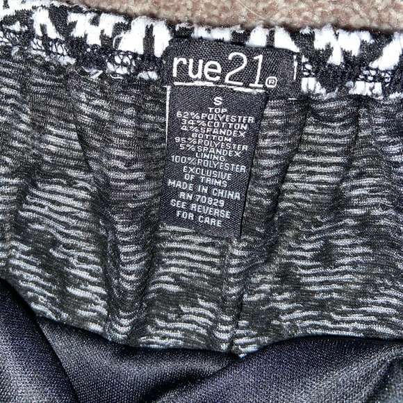 Rue21 dress - Picture 3 of 3